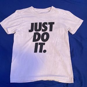 nike just do it white t-shirt